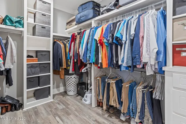 $375,000 | 806 Long Leaf Circle, Brandon, MS 39042