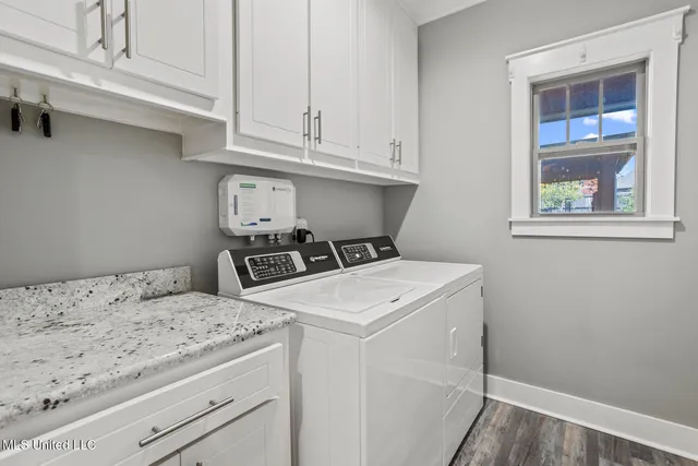 $375,000 | 806 Long Leaf Circle, Brandon, MS 39042