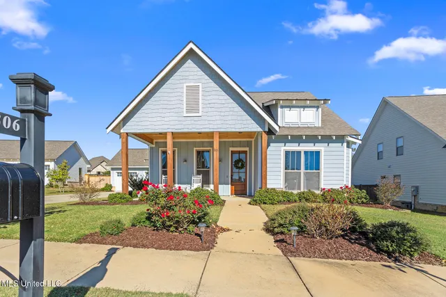$375,000 | 806 Long Leaf Circle, Brandon, MS 39042