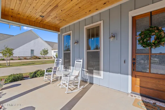 $375,000 | 806 Long Leaf Circle, Brandon, MS 39042