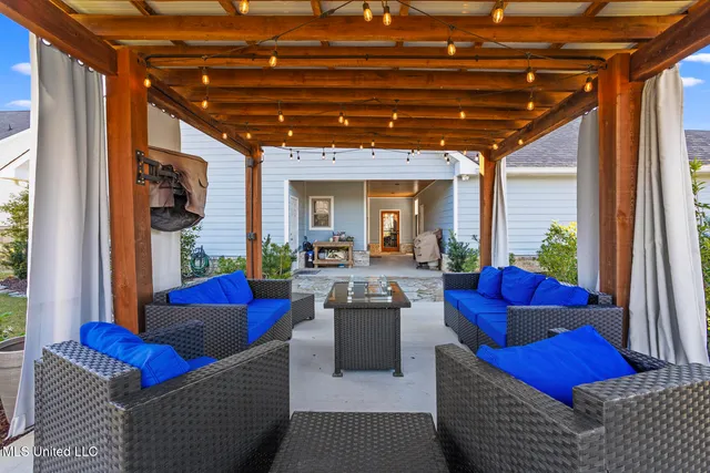 $375,000 | 806 Long Leaf Circle, Brandon, MS 39042