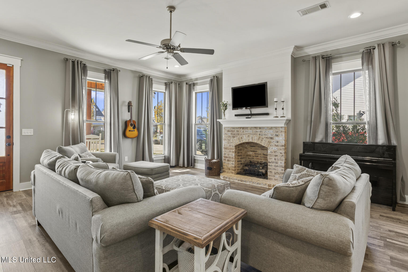 806 Long Leaf Circle Brandon, MS 39042 - Photo 8 of 39 806 Long Leaf-3