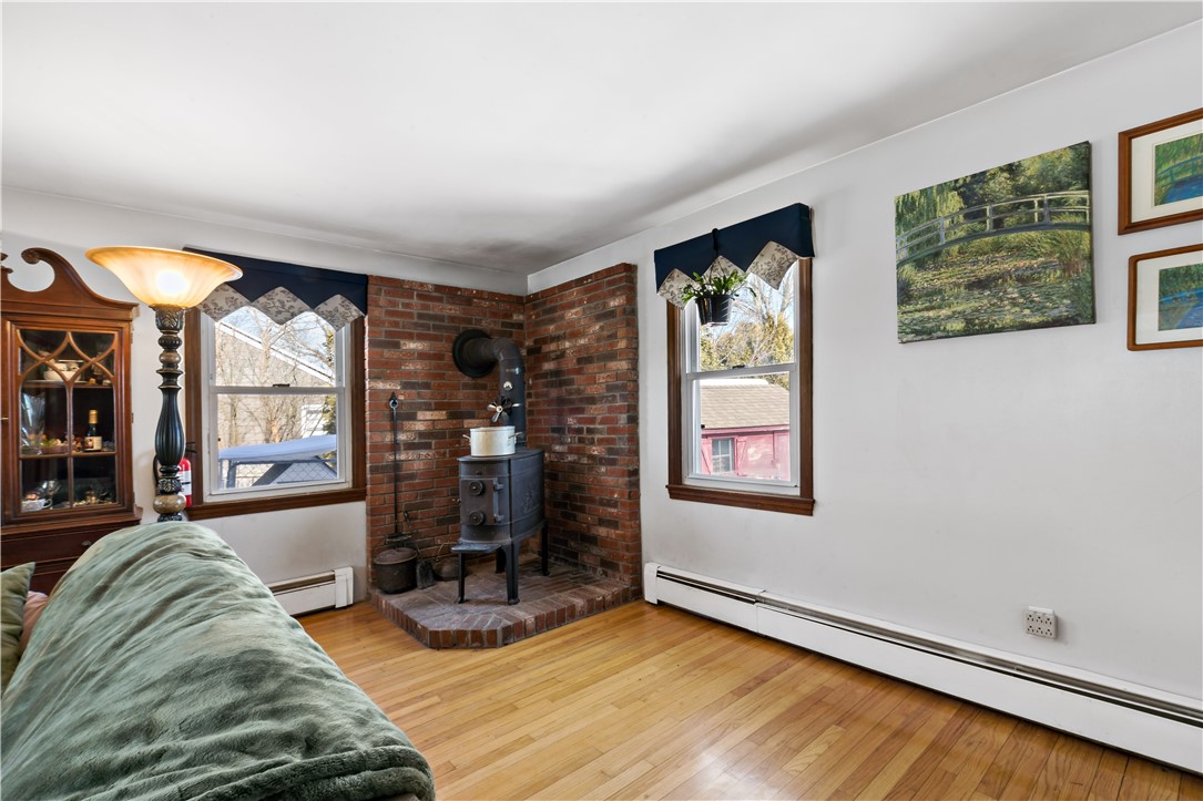 33 Detroit Avenue Warren, RI 02885 - Photo 16 of 40