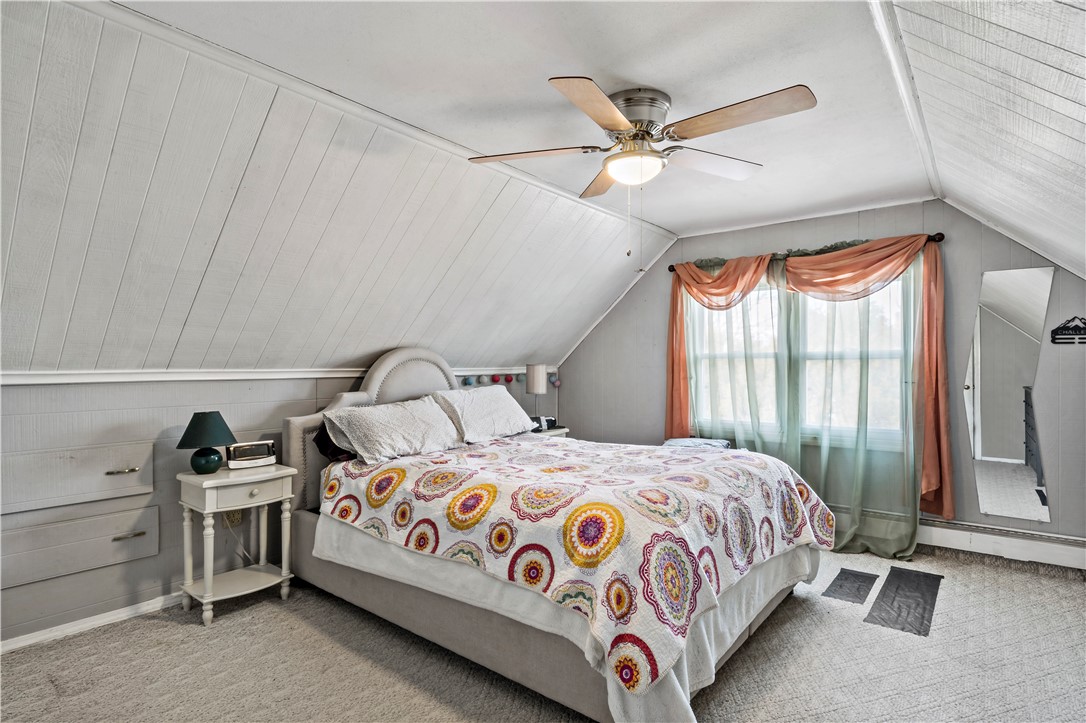 33 Detroit Avenue Warren, RI 02885 - Photo 28 of 40 upstairs bedroom#1