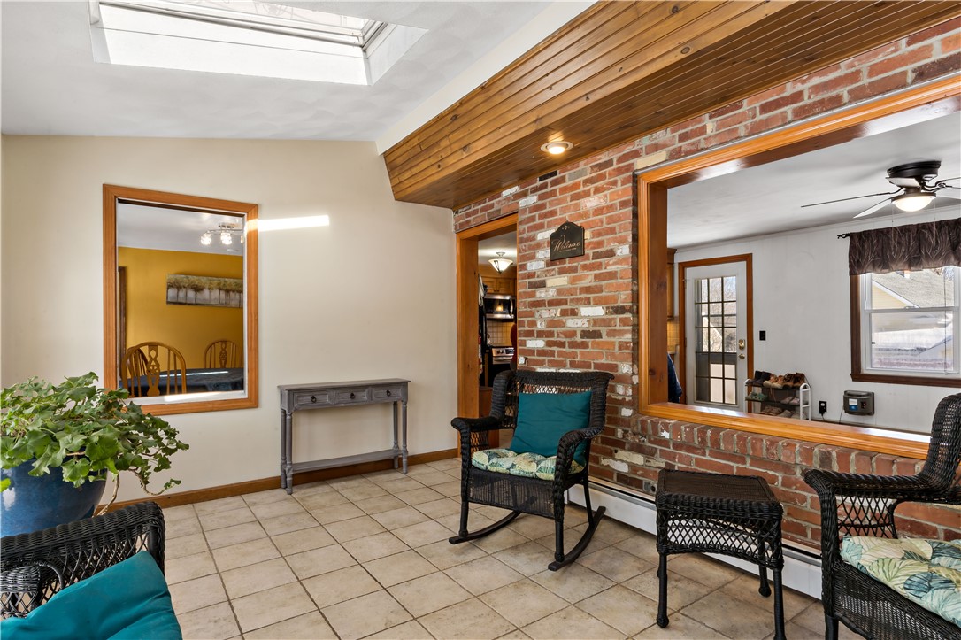 33 Detroit Avenue Warren, RI 02885 - Photo 6 of 40