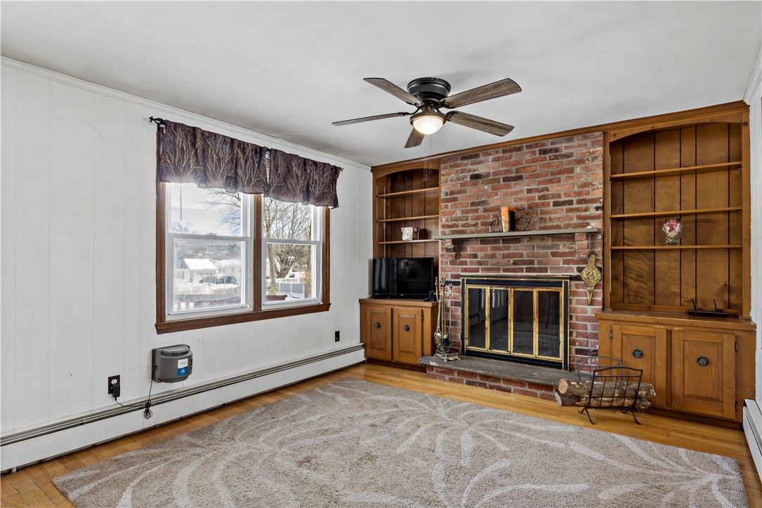 33 Detroit Avenue Warren, RI 02885 - Photo 7 of 40