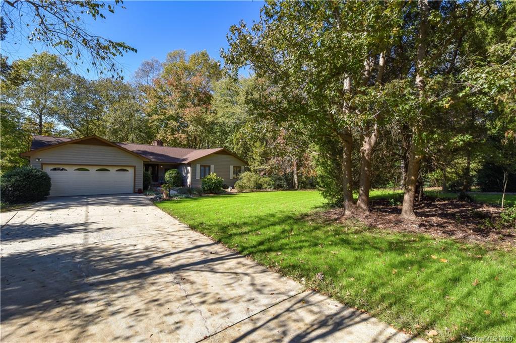 3825 Deer Run Denver, NC 28037 - Photo 2 of 48