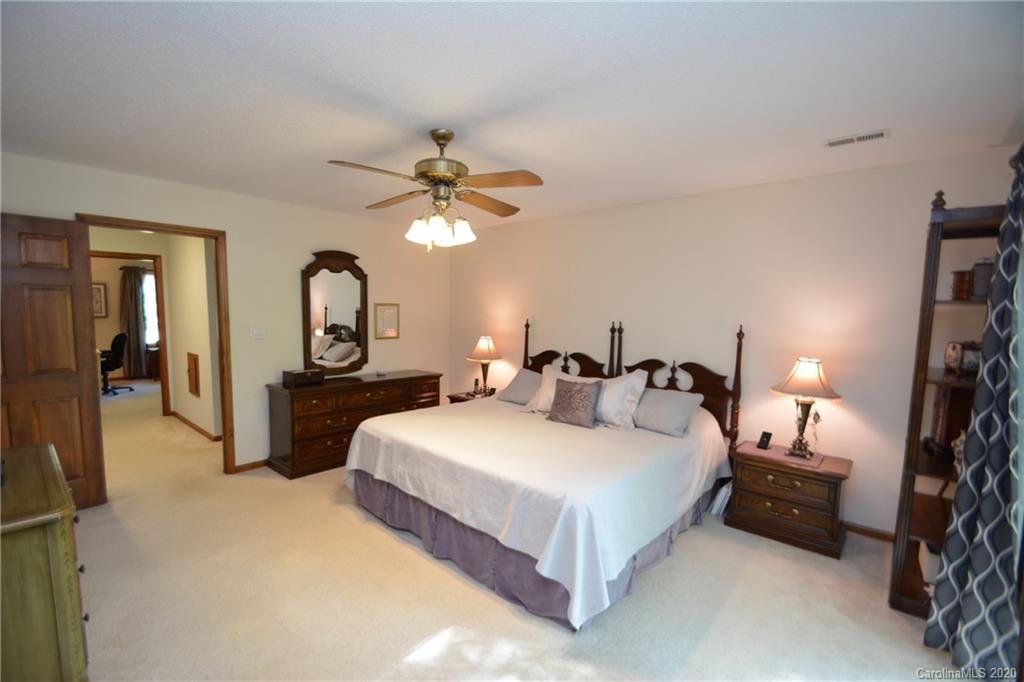 3825 Deer Run Denver, NC 28037 - Photo 25 of 48
