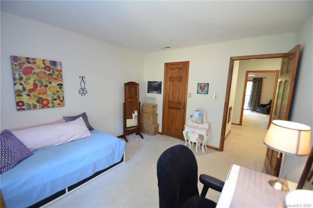 3825 Deer Run Denver, NC 28037 - Photo 33 of 48