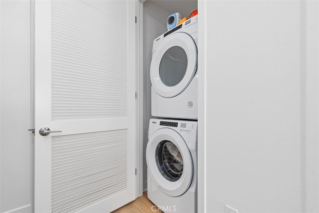 2608 Rivington Irvine, CA 92612 - Photo 24 of 46 Washer/Dryer