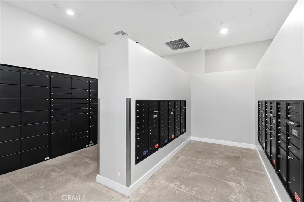 2608 Rivington Irvine, CA 92612 - Photo 29 of 46 Mail room