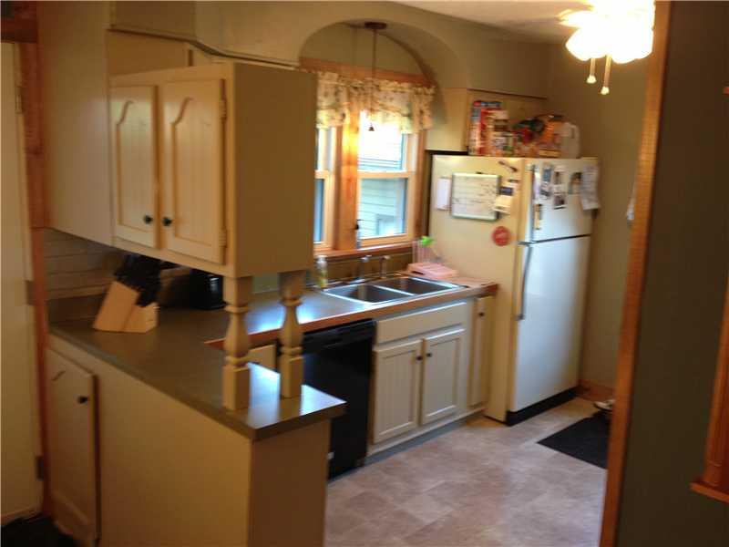 3353 Ivanhoe Road Sharpsville, PA 16150 - Photo 7 of 25 Kitchen.