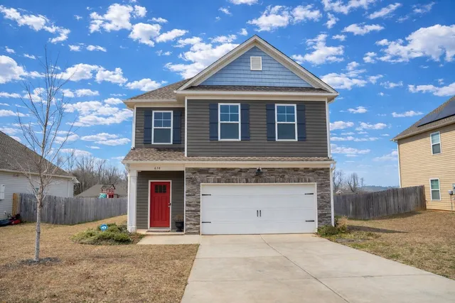 $289,000 | 638 Grantleigh Drive, Duncan, SC 29334