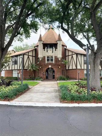$2,295 | 5343 Hansel Avenue, Unit F4, Orlando, FL 32809