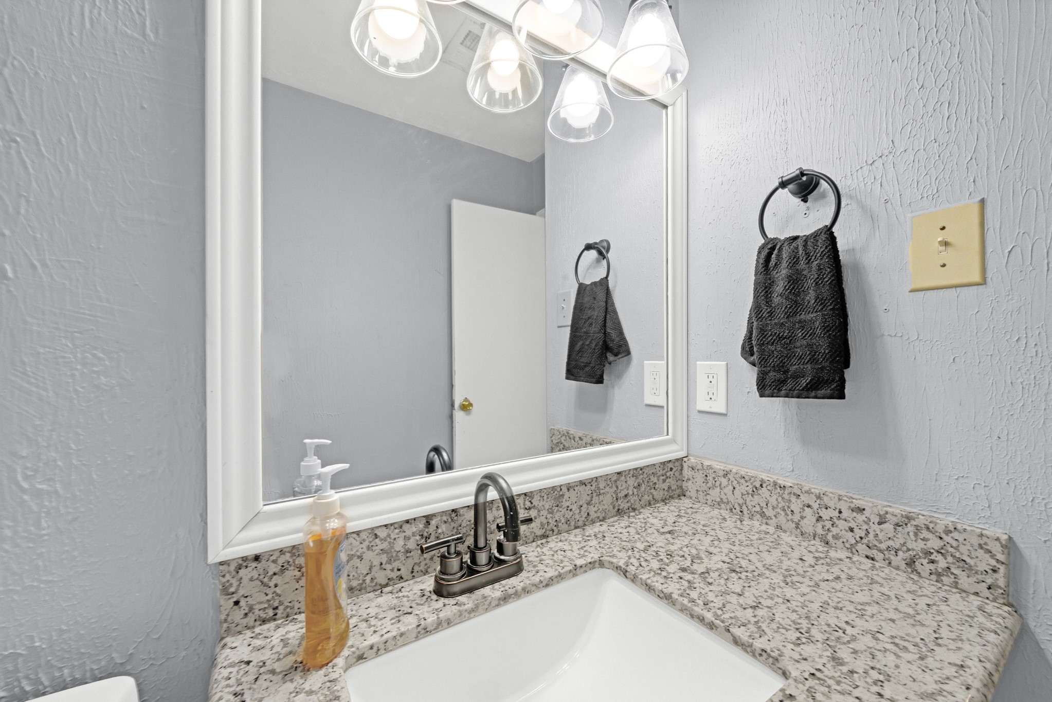 222 Wickhamford Way Houston, TX 77015 - Photo 37 of 50