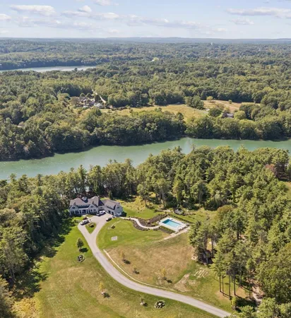$6,745,000 | 49 Rising Tide Lane, Freeport, ME 04032