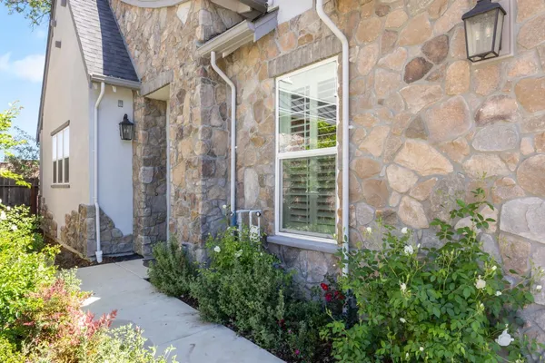 $595,000 | 7595 Twin Bridges Lane, Citrus Heights, CA 95610