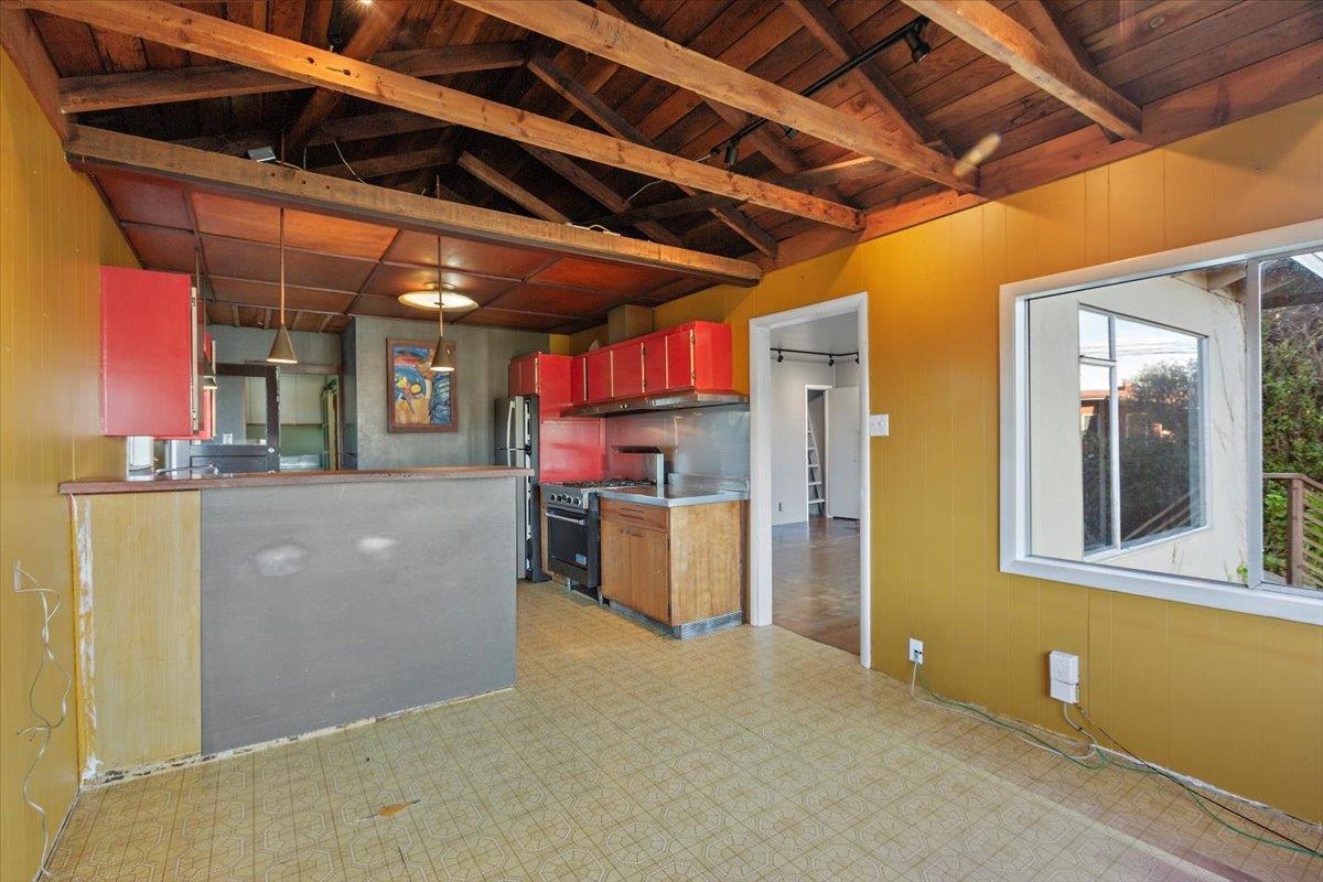 268 Olympian Way Pacifica, CA 94044 - Photo 10 of 23