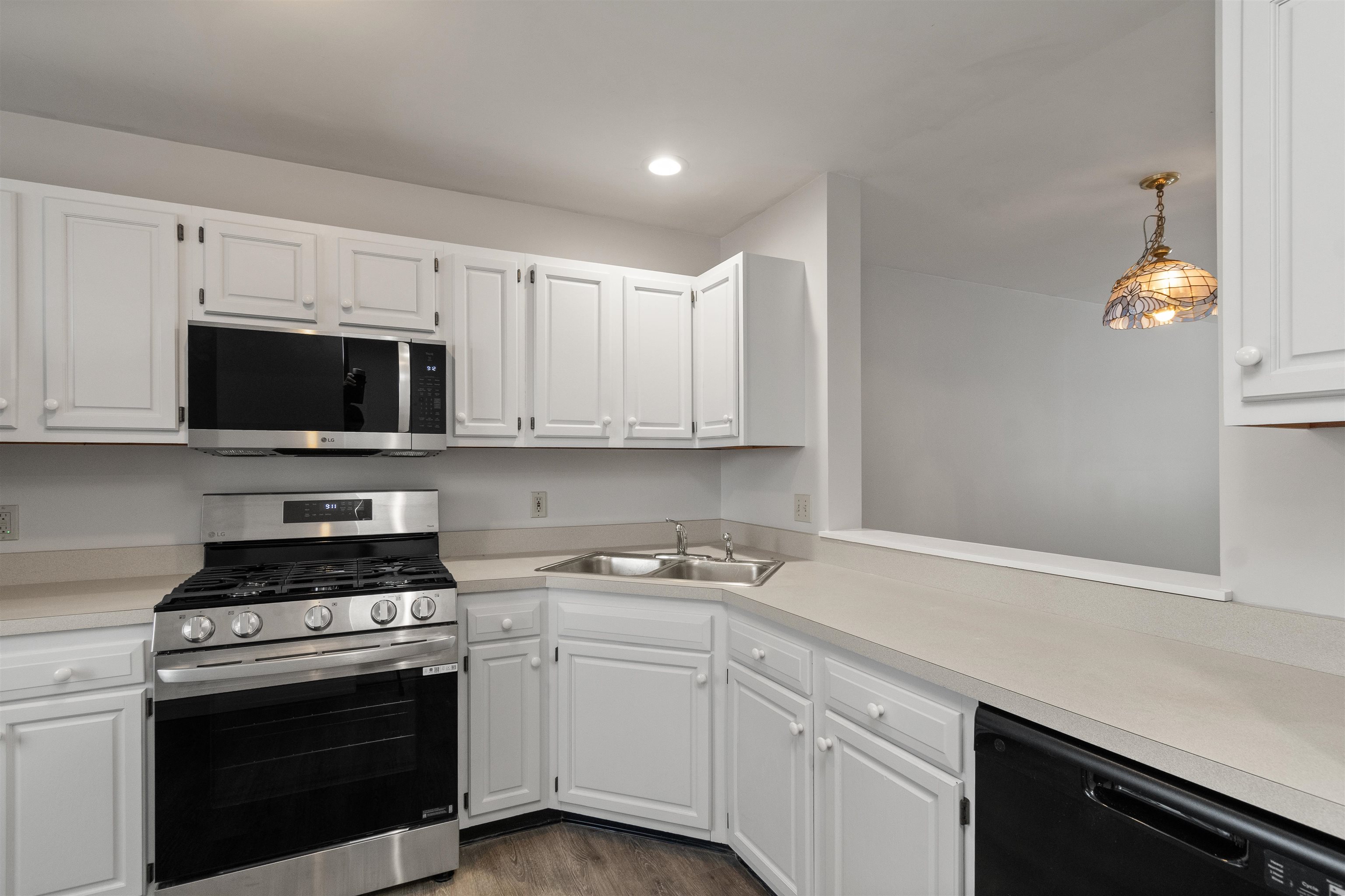 31 Steeplebush Road Essex, VT 05452 - Photo 4 of 47