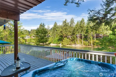 $700,000 | 61 East Orchard Beach Drive, Grapeview, WA 98546