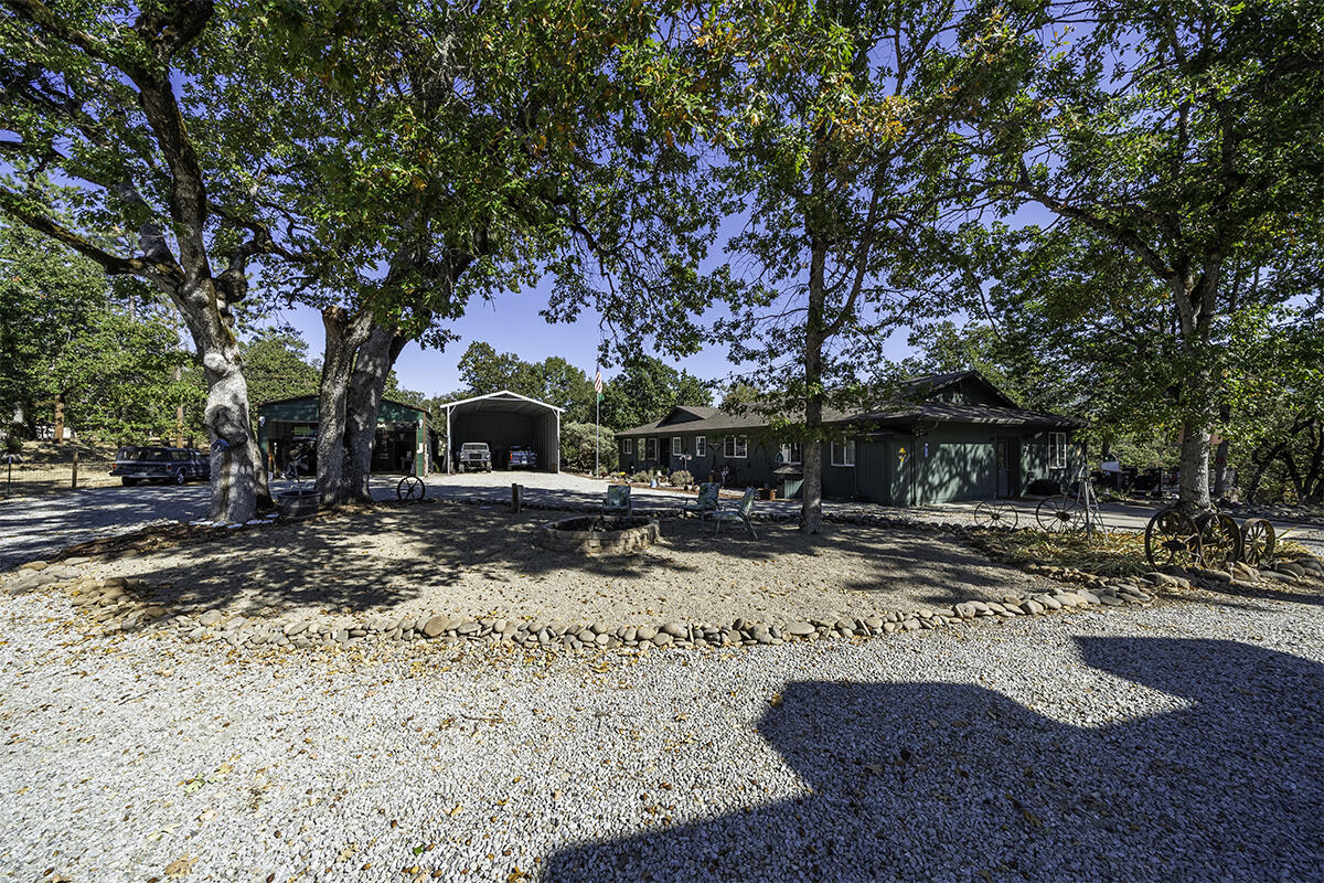 332 Rene Drive Shady Cove, OR 97539 - Photo 2 of 53 DSC02135-HDR-Edit