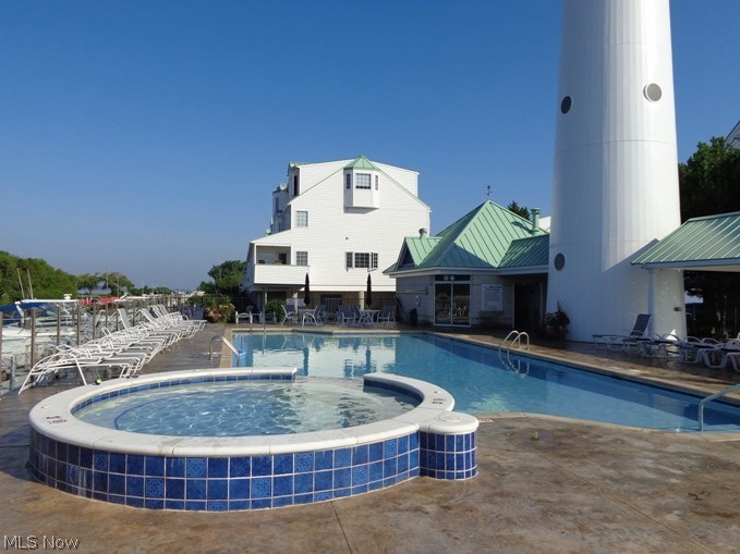 28 D Cedar Point Road Sandusky, OH 44870 - Photo 23 of 27 Association in-ground pool w/pavilion.