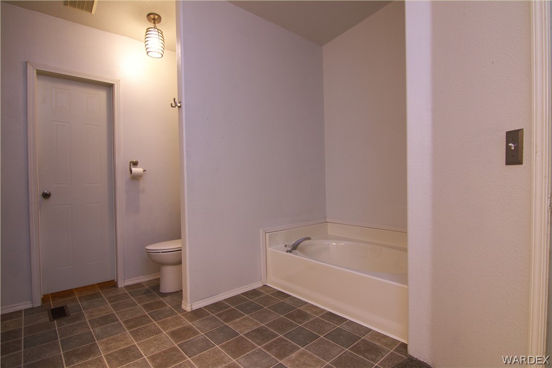 2177 South Dragoon Road Golden Valley, AZ 86413 - Photo 17 of 40