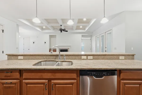 $3,300 | 1705 19th Street, Niceville, FL 32578