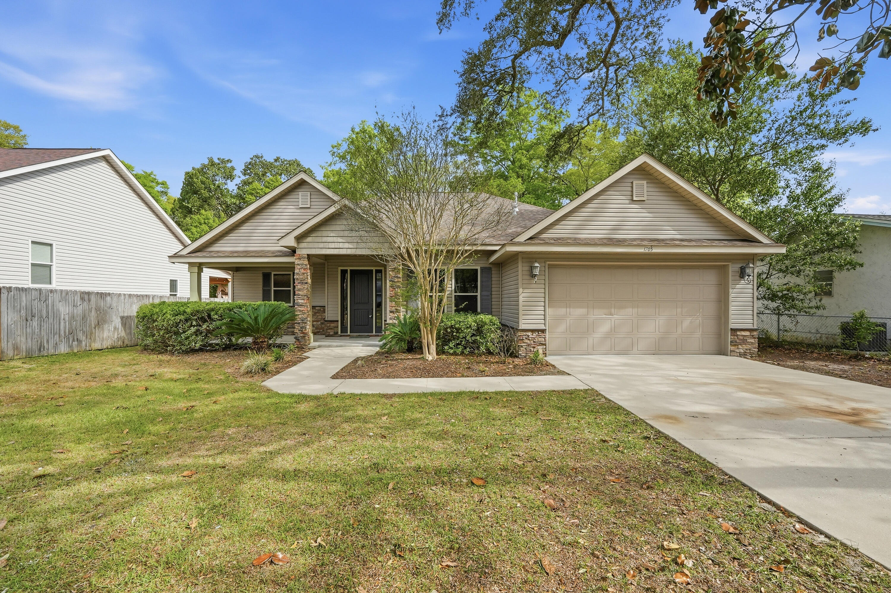 1705 19th Street Niceville, FL 32578 - Photo 4 of 65 1705 19th st-2