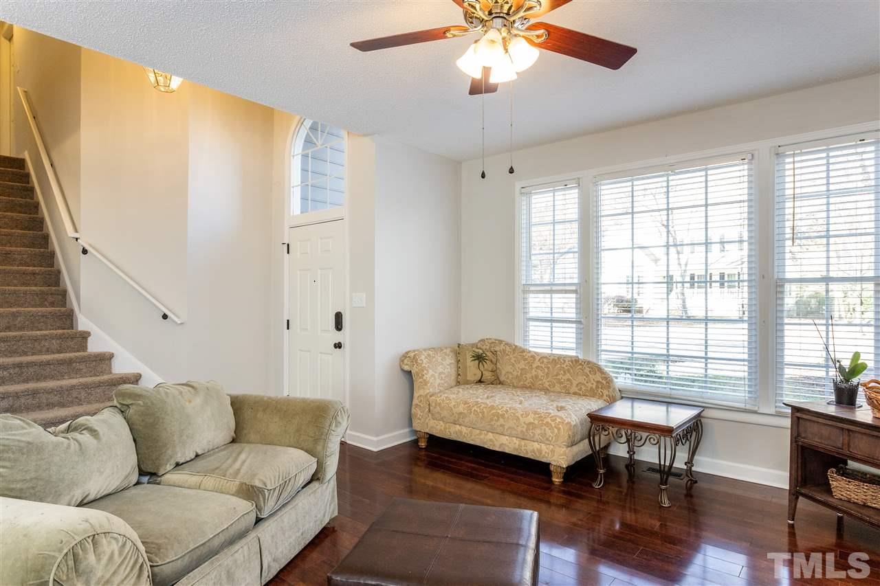 5209 Knightsbridge Way Raleigh, NC 27604 - Photo 5 of 25