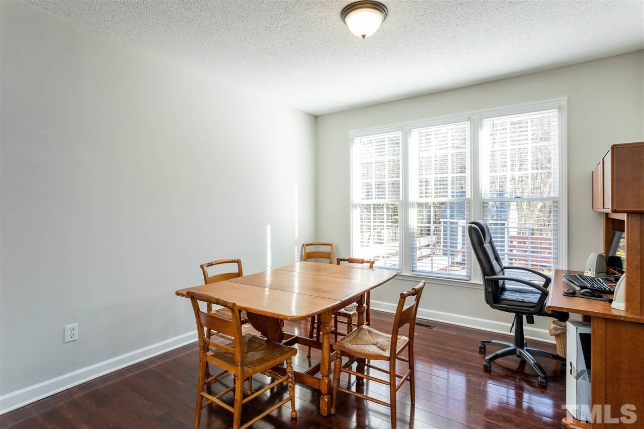 5209 Knightsbridge Way Raleigh, NC 27604 - Photo 7 of 25