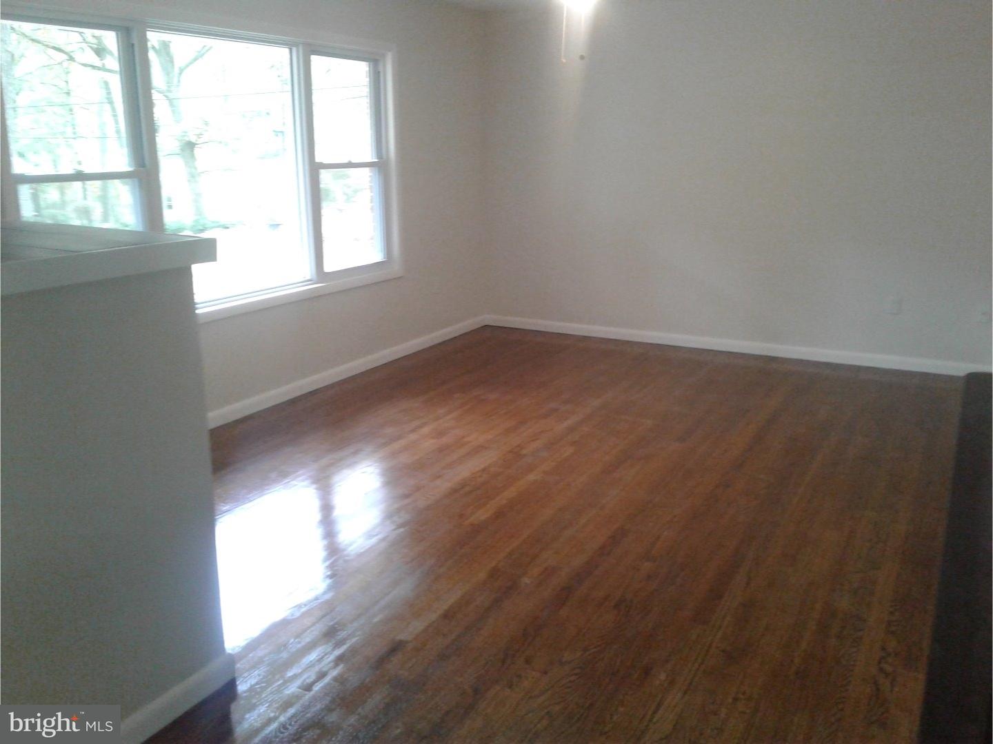 8 Waters Road Malvern, PA 19355 - Photo 5 of 24 Living Room
