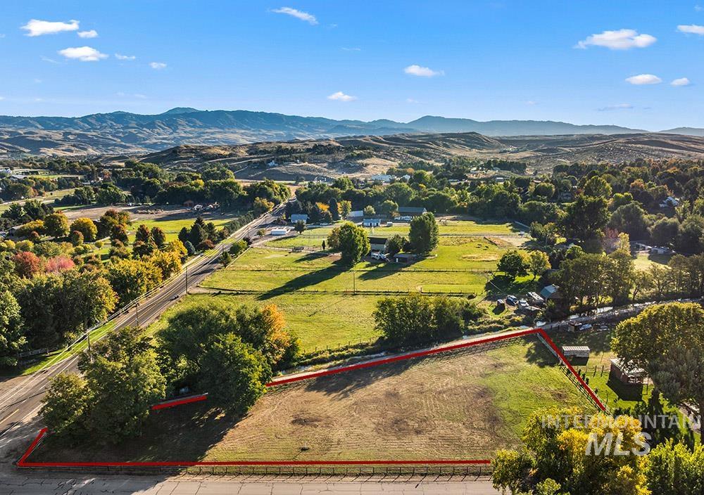 2788 Rocket Bar Road Eagle, ID 83616 - Photo 3 of 5