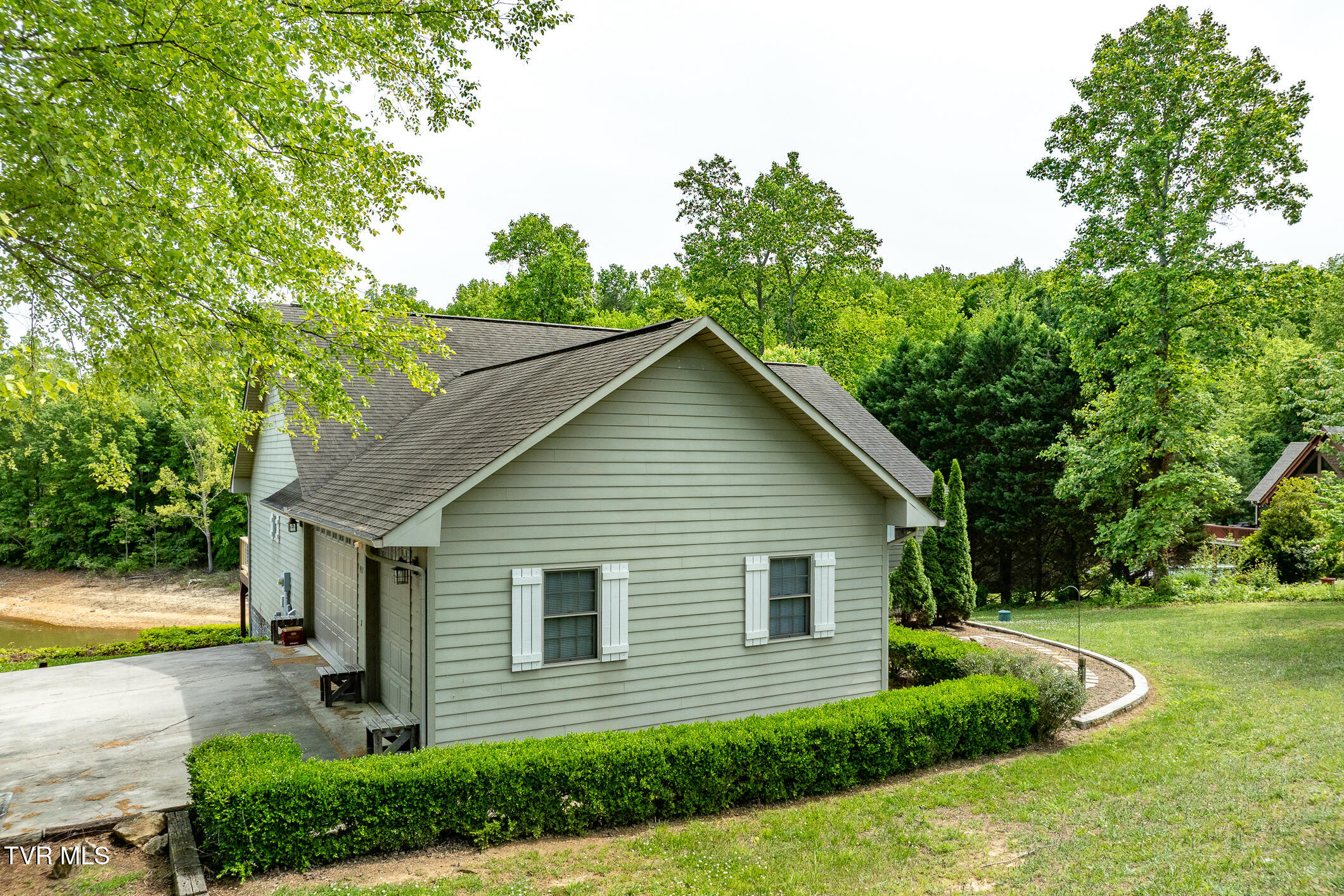 937 Muskogee Lane Bean Station, TN 37708 - Photo 15 of 98 937 Muskogee Lane (13 of 98)
