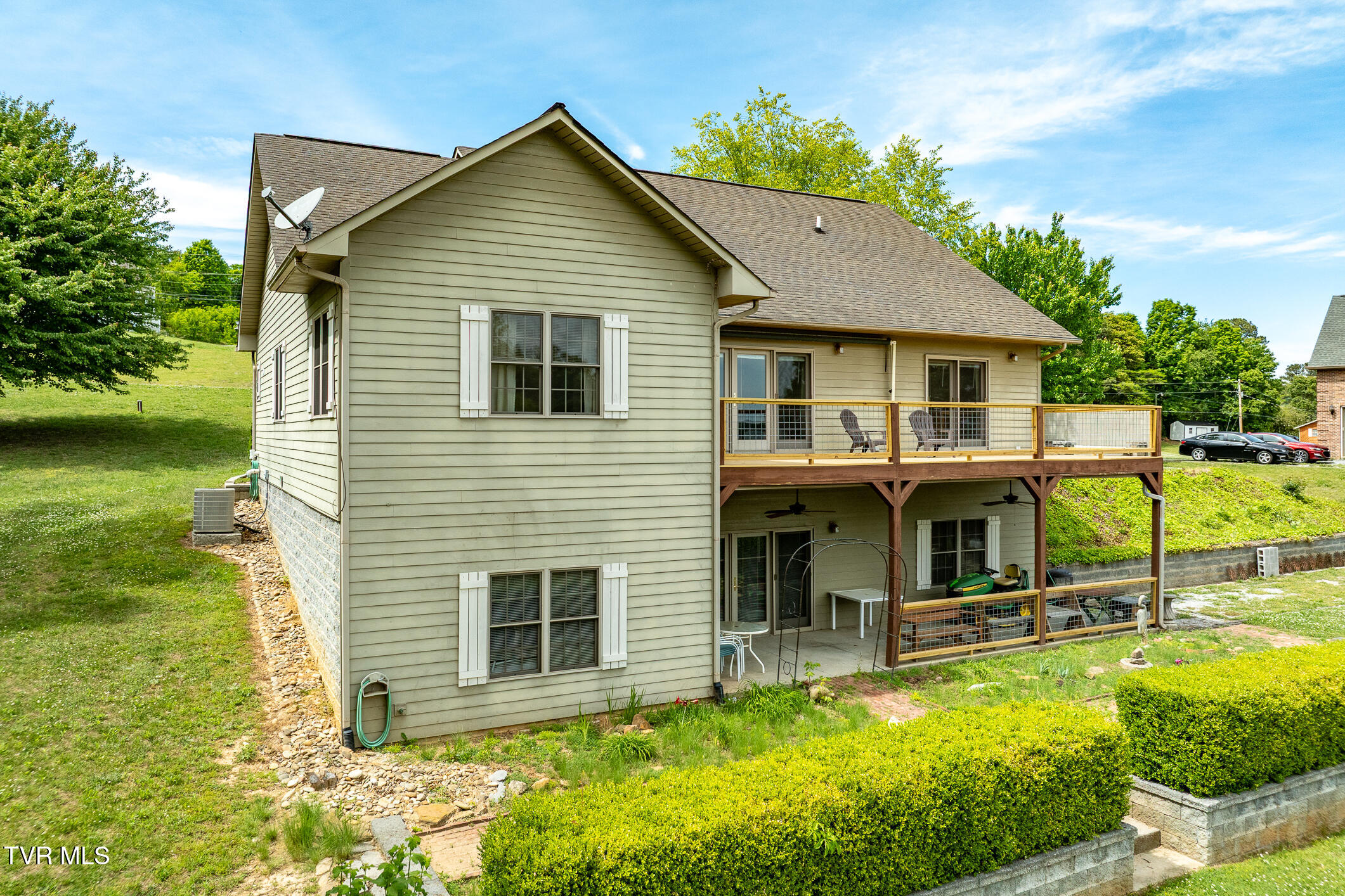 937 Muskogee Lane Bean Station, TN 37708 - Photo 24 of 98 937 Muskogee Lane (23 of 98)