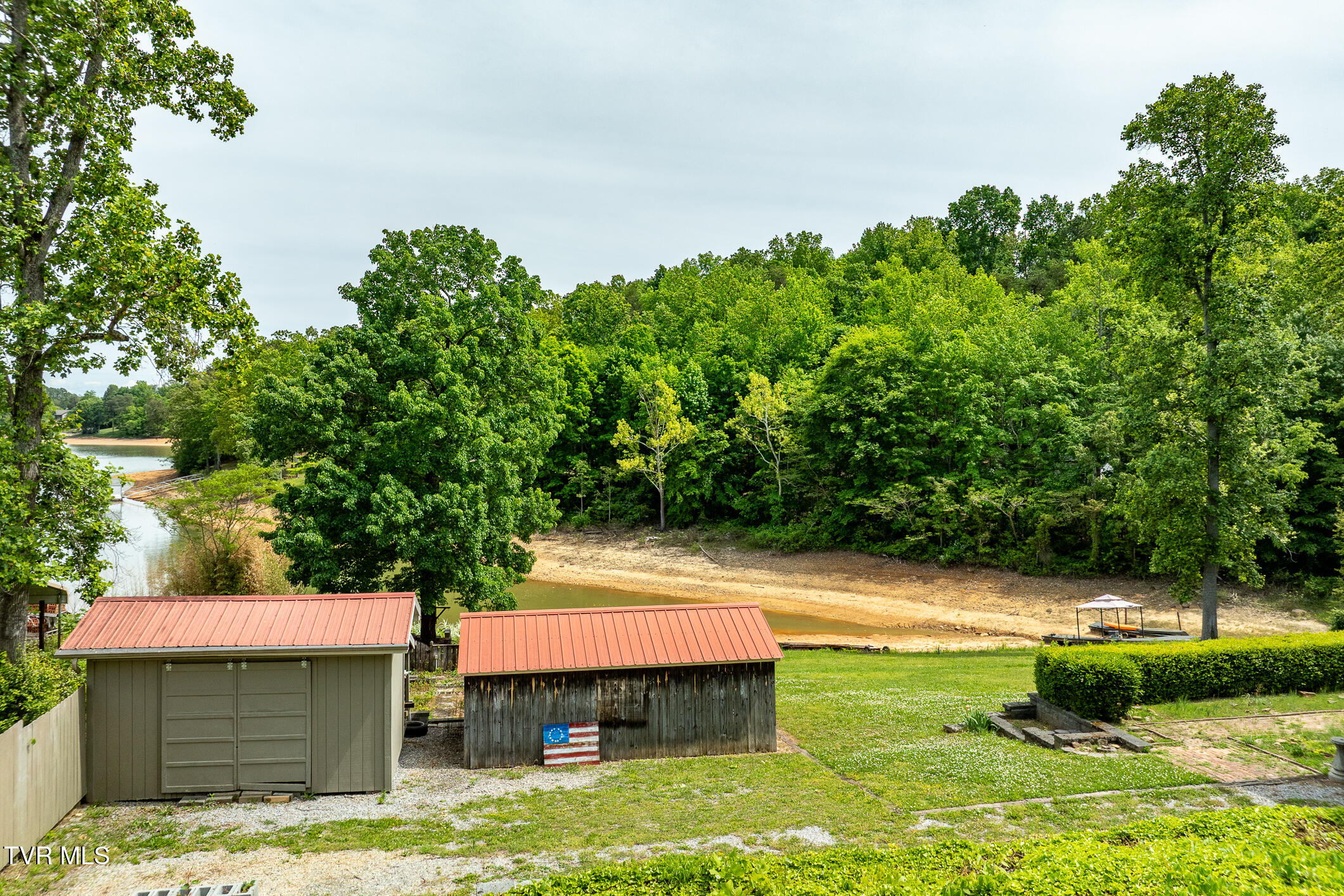 937 Muskogee Lane Bean Station, TN 37708 - Photo 30 of 98 937 Muskogee Lane (29 of 98)