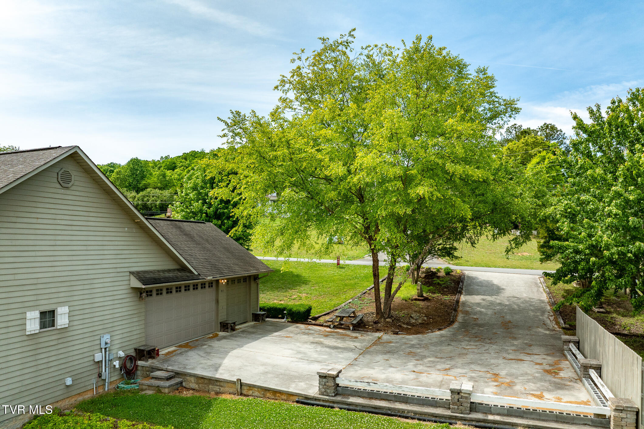 937 Muskogee Lane Bean Station, TN 37708 - Photo 32 of 98 937 Muskogee Lane (31 of 98)