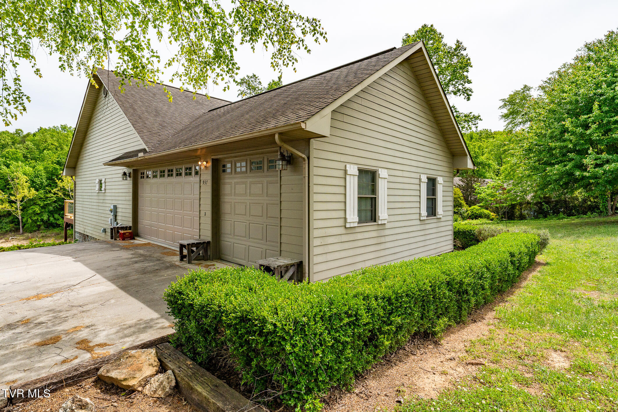 937 Muskogee Lane Bean Station, TN 37708 - Photo 38 of 98 937 Muskogee Lane (37 of 98)