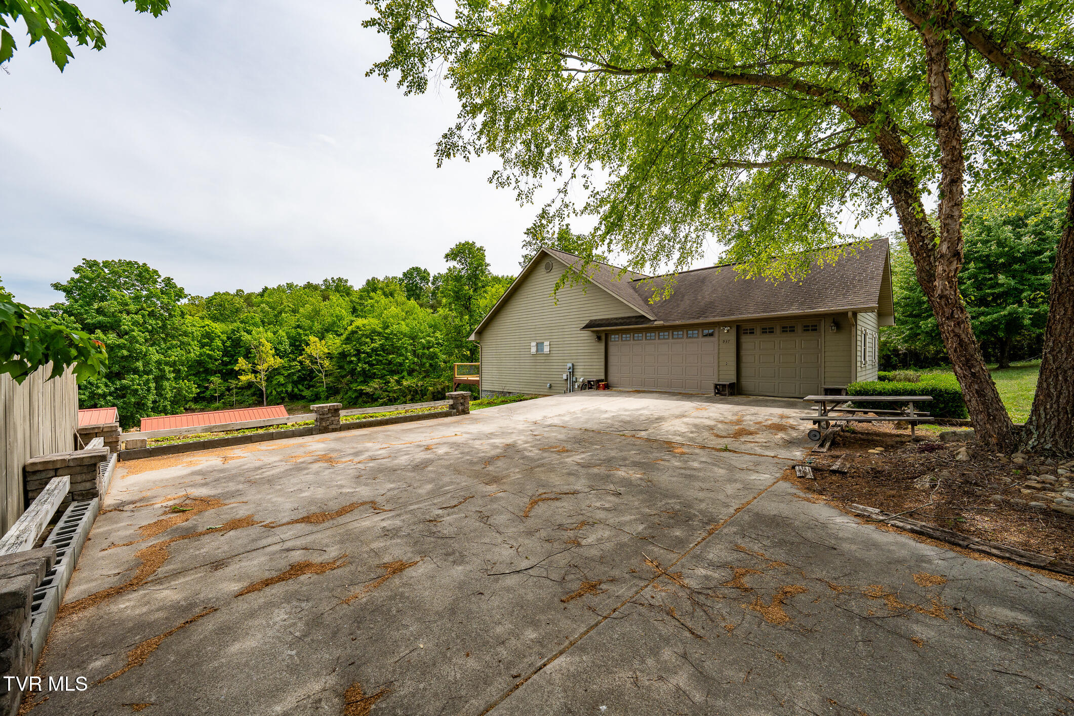 937 Muskogee Lane Bean Station, TN 37708 - Photo 39 of 98 937 Muskogee Lane (38 of 98)