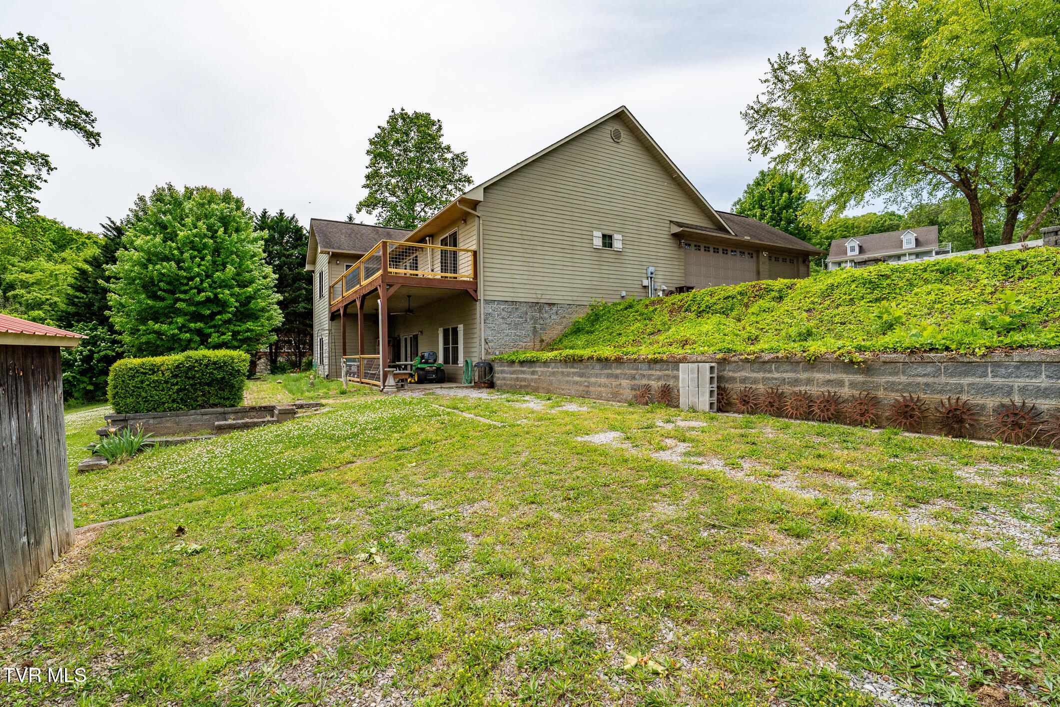 937 Muskogee Lane Bean Station, TN 37708 - Photo 55 of 98 937 Muskogee Lane (54 of 98)