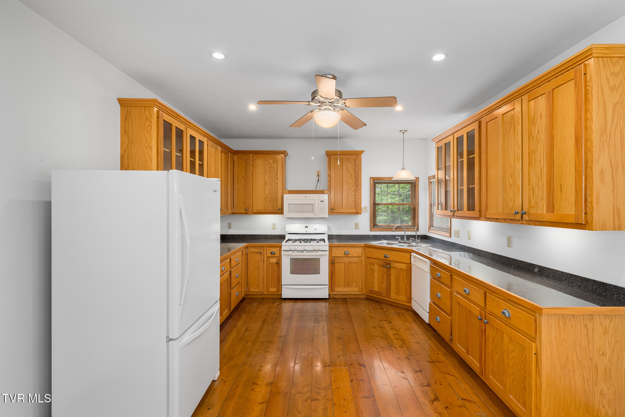 937 Muskogee Lane Bean Station, TN 37708 - Photo 68 of 98 937 Muskogee Lane (67 of 98)