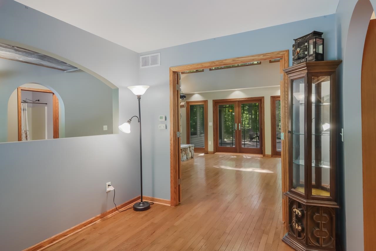 16275 Aletha Road Interlochen, MI 49643 - Photo 20 of 44 1911907-19.JPG