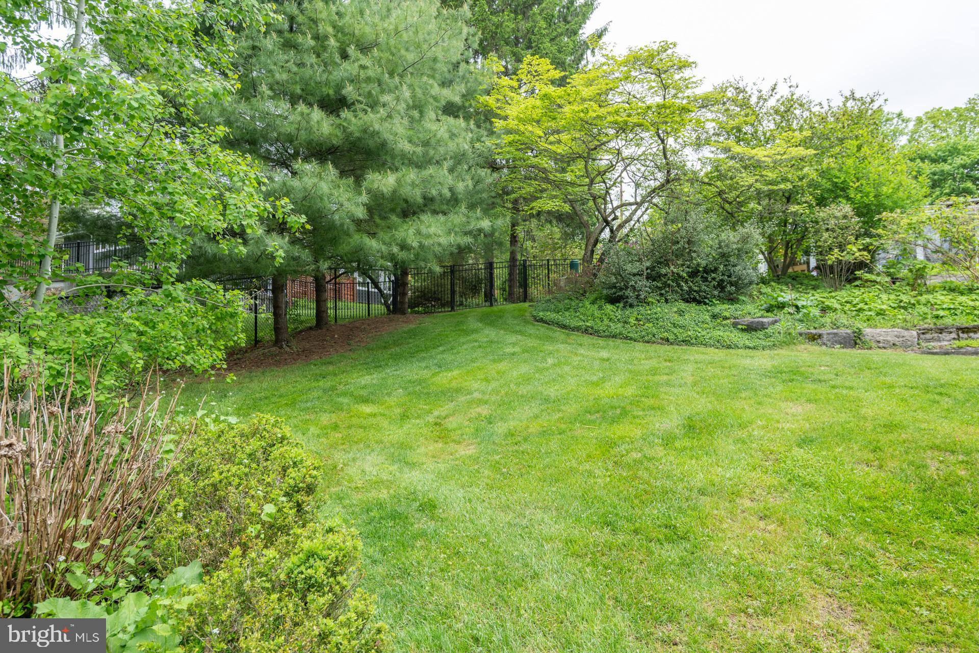 942 Robin Road State College, PA 16801 - Photo 33 of 110 Gallery Image 33