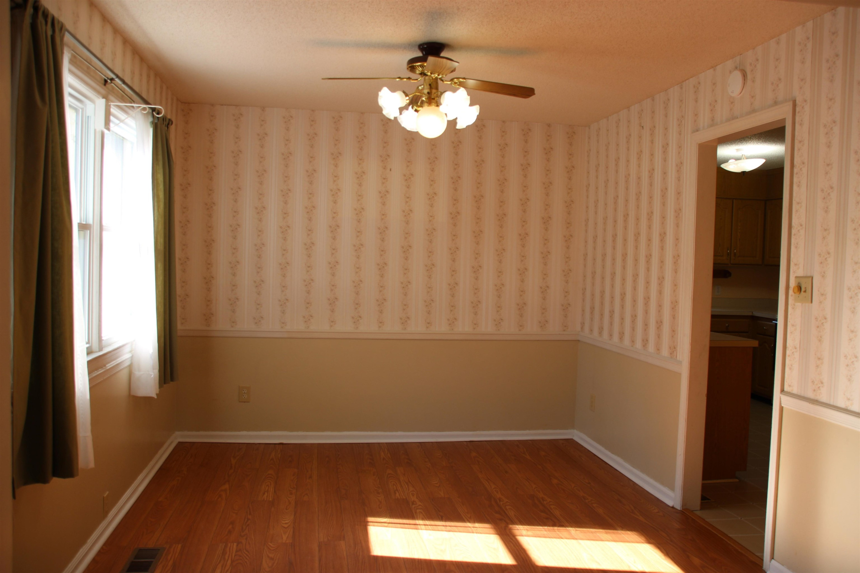 5519 Roslyn Road Durham, NC 27712 - Photo 6 of 31 Photo 6