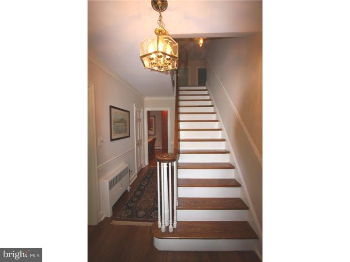 130 School Road Wilmington, DE 19803 - Photo 2 of 25 Foyer