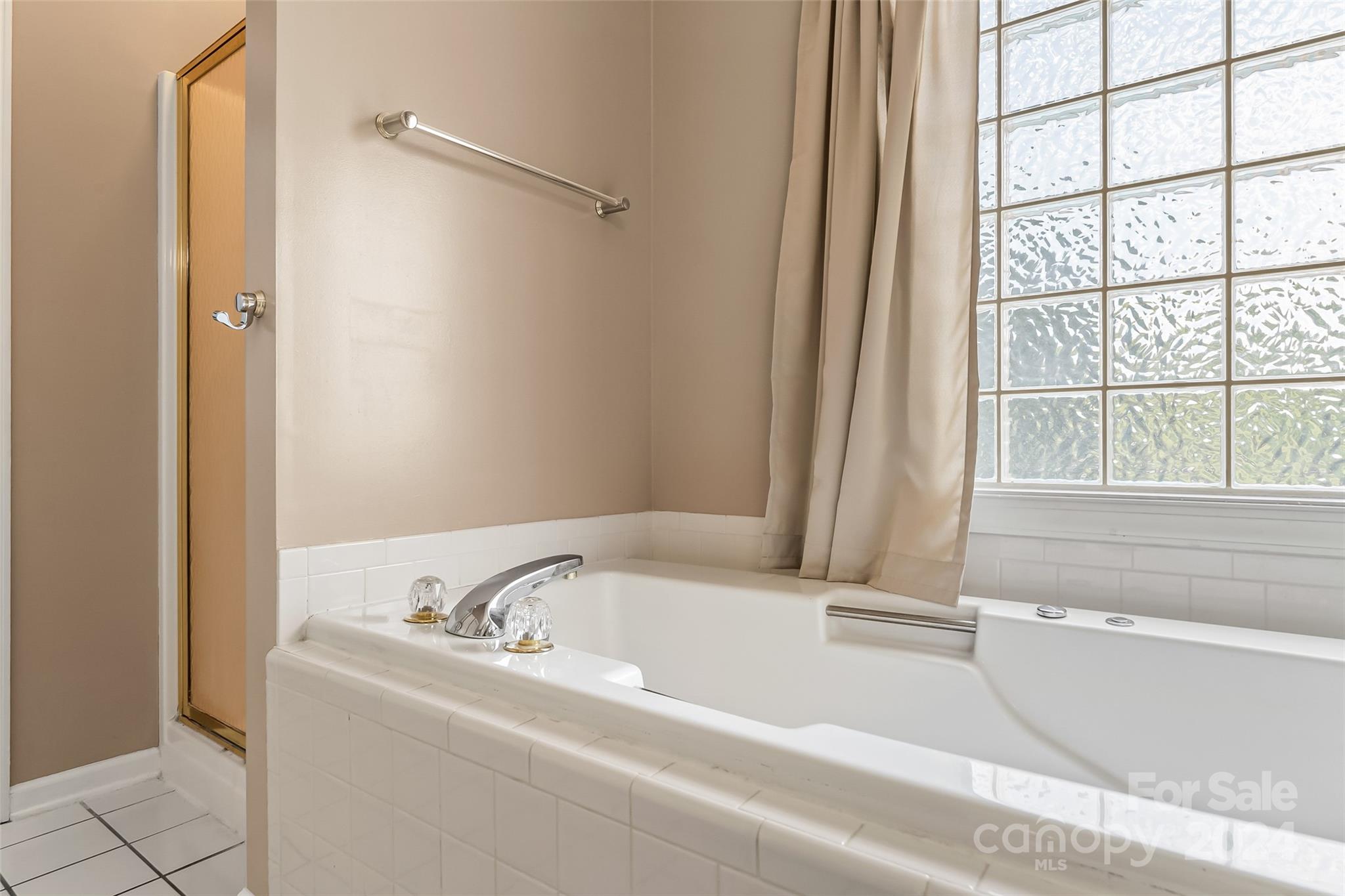 1094 James Farm Road Hickory, NC 28602 - Photo 27 of 40 Gallery Image 27