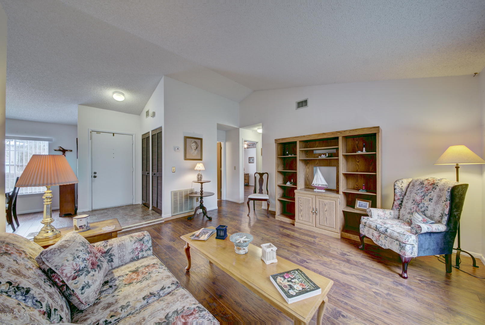 6670 Cairo Road Cocoa, FL 32927 - Photo 23 of 39 Living Area