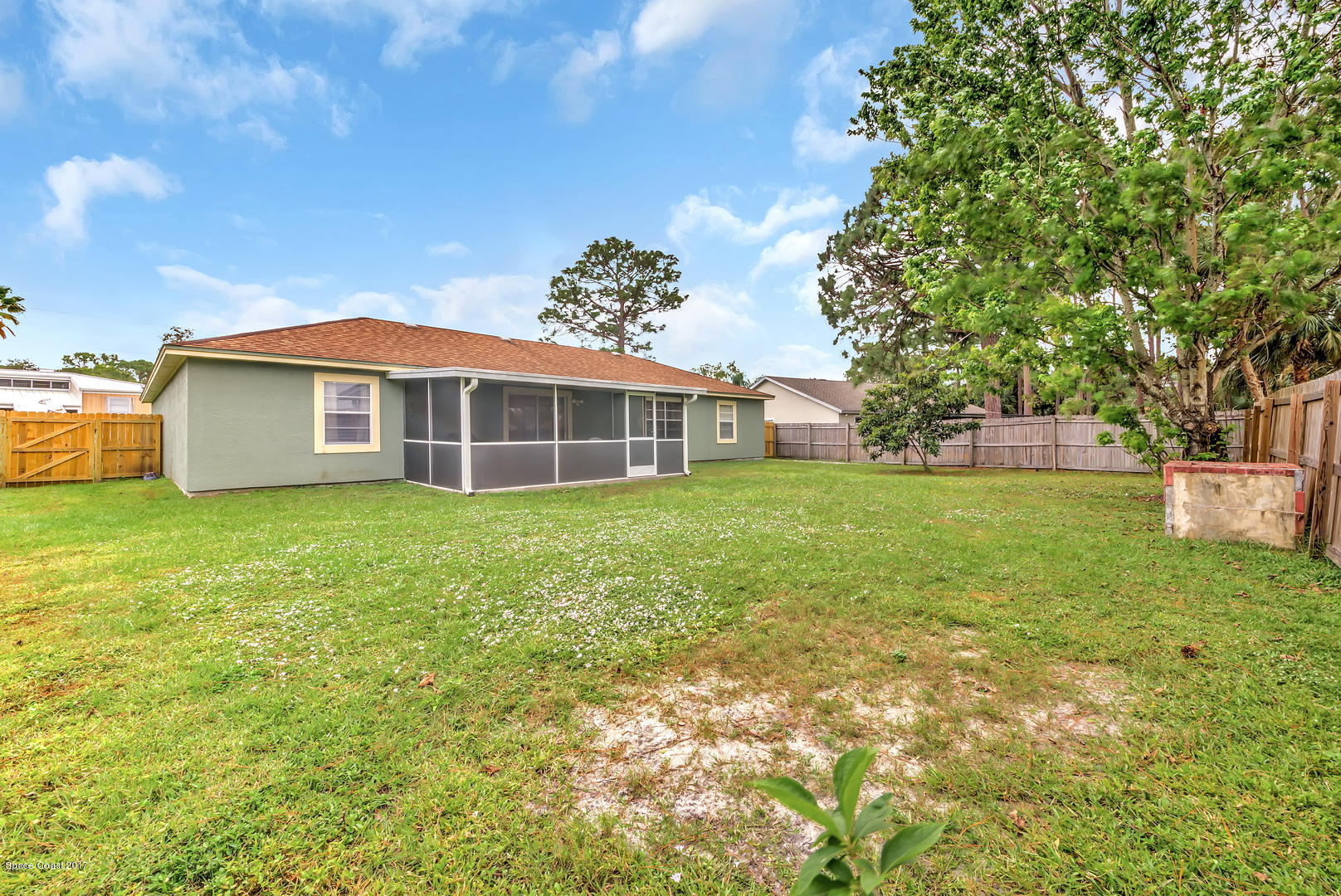 6670 Cairo Road Cocoa, FL 32927 - Photo 37 of 39 Rear View