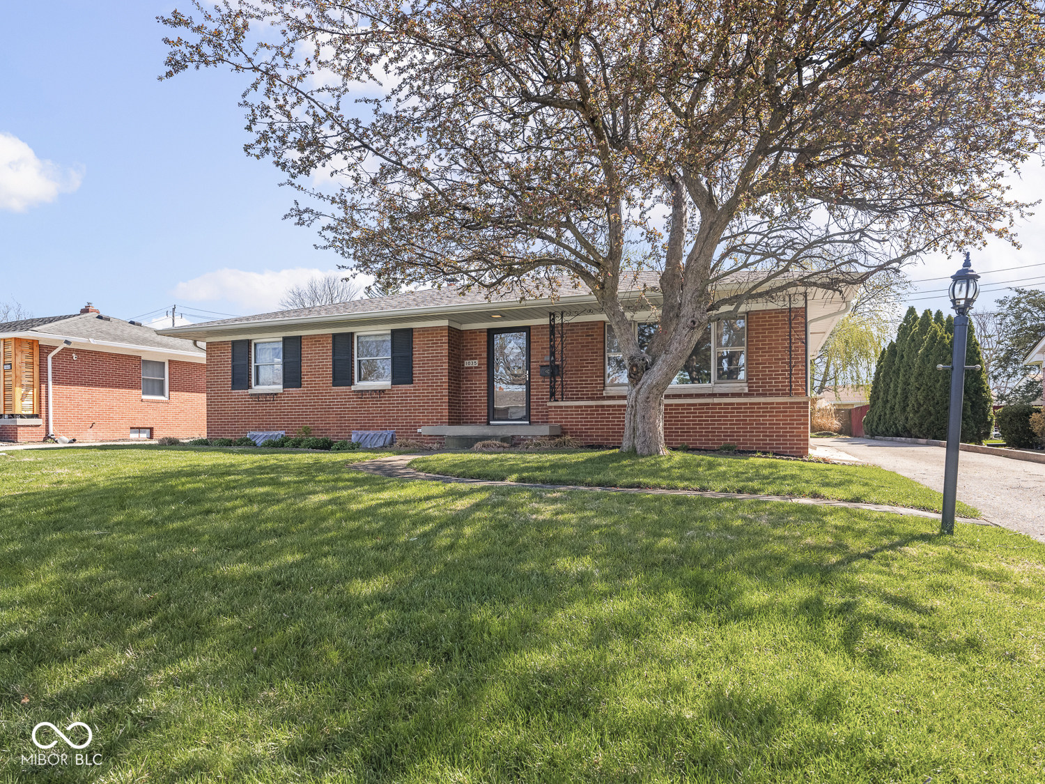 1035 North Audubon Road Indianapolis, IN 46219 - Photo 3 of 57 Gallery Image 3