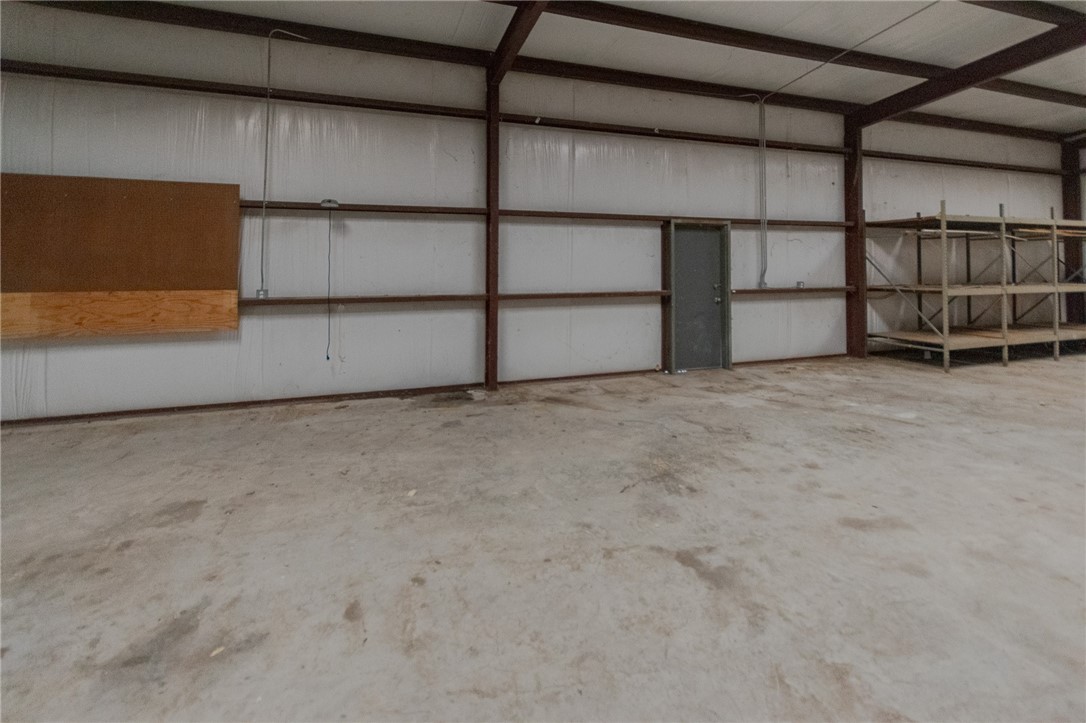 3867 Highway 59 George West, TX 78022 - Photo 29 of 40 a view of an empty room